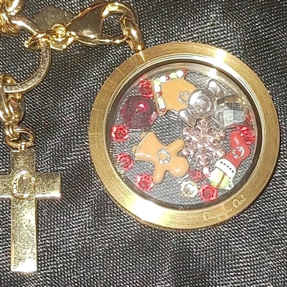 New Origami Owl limited ed. Christmas set + necklace & keychain included also! - Picture 4 of 5
